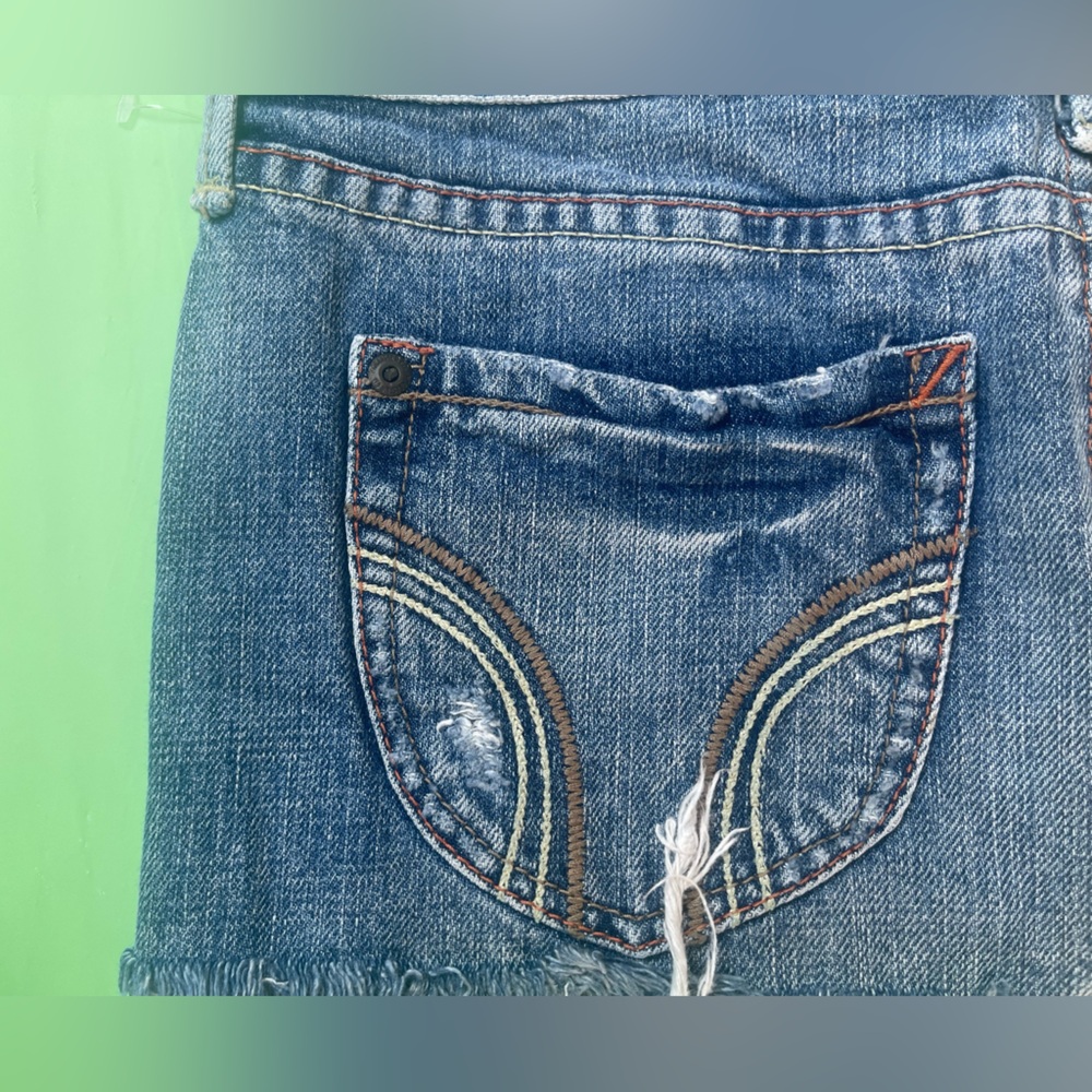 HOLLISTER LEGENDARY ULTRA MINI  DISTRESSED JEANS Denim Mini Skirt CALI SIZE 0 - Picture 12 of 14